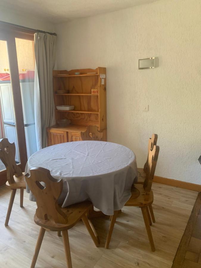 Appartement Avec Acces Piscine- Station- 4 Personnes Saint-Jean-dʼAulps Kültér fotó